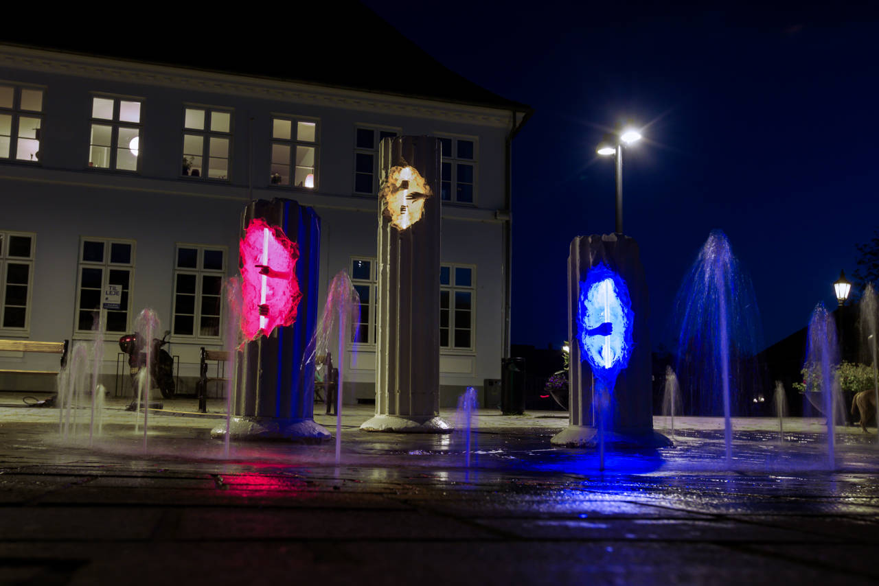 Kunstværk med lys til NYD