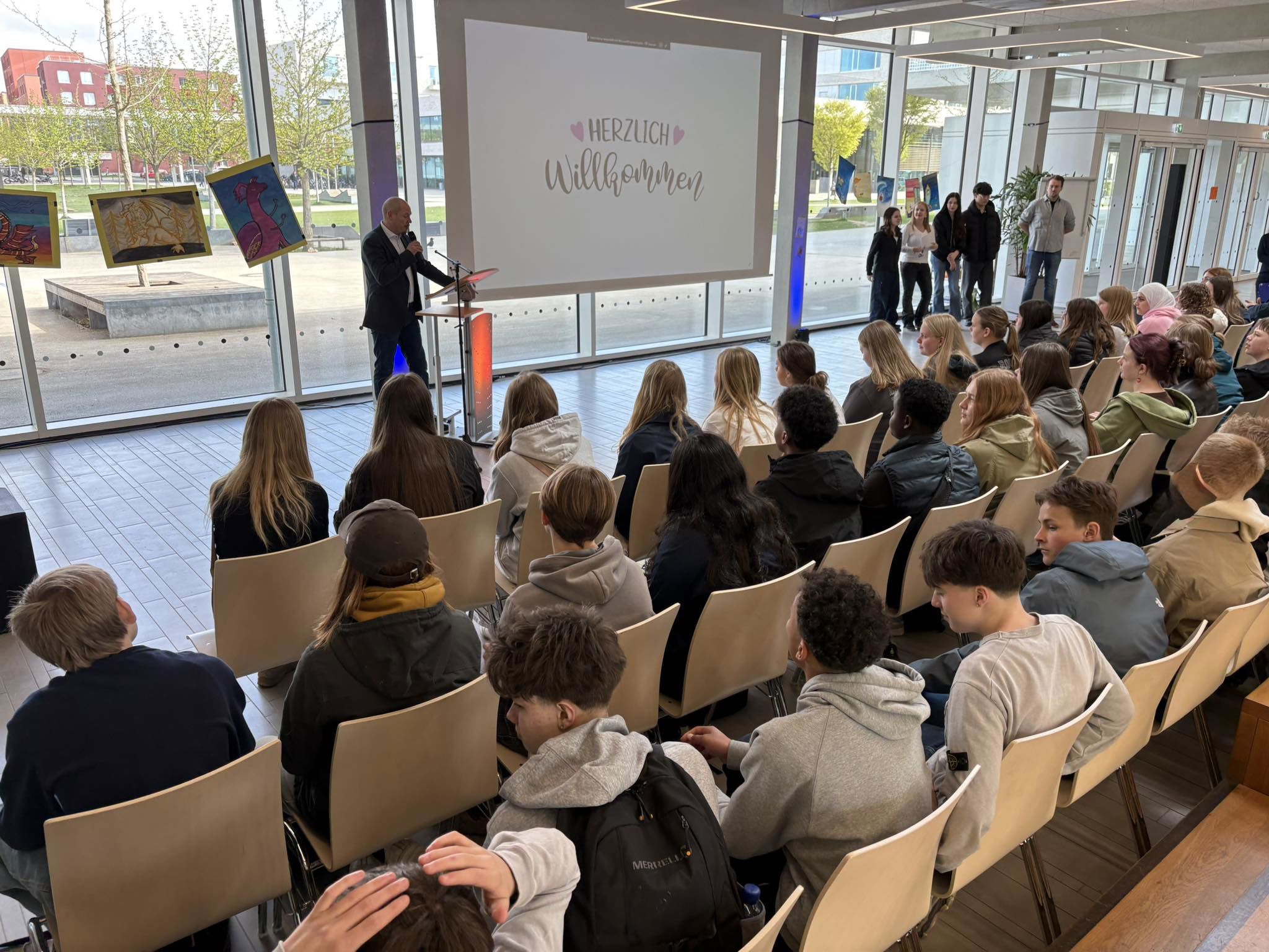 Fællessamling på Freiham Real Schule