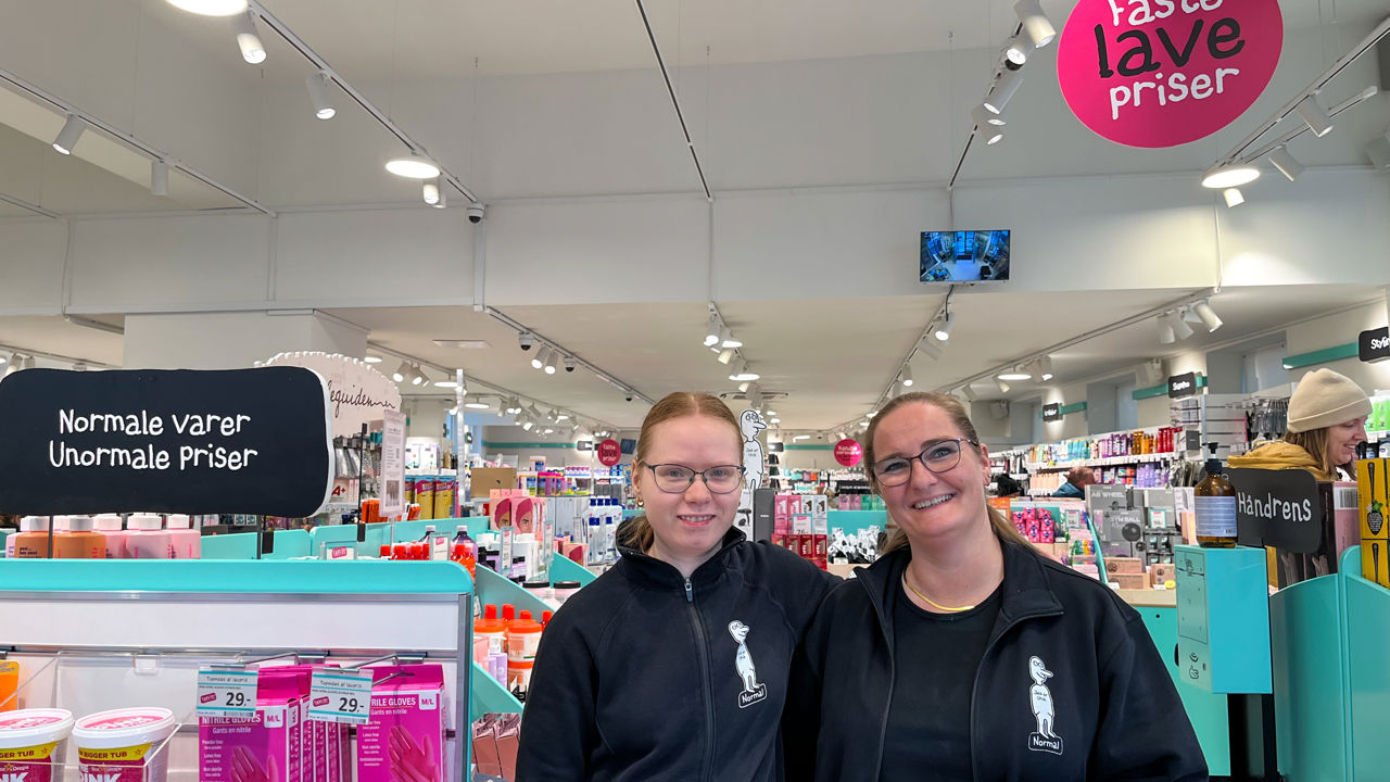 Hanna West (tv.) og Charlotte Lykke i Normal Nyborg