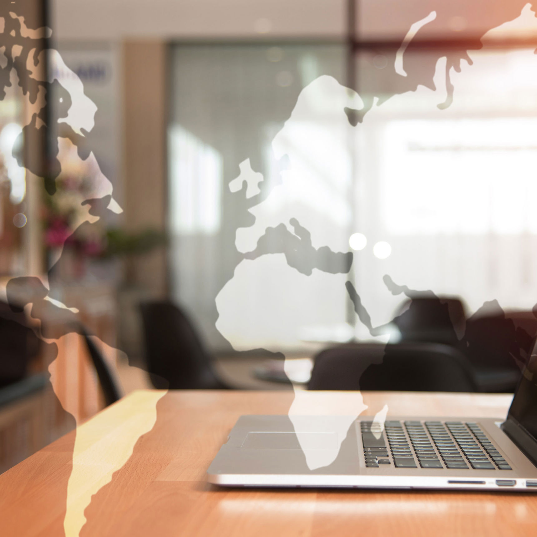 Virtuelt verdenskort hen over en PC