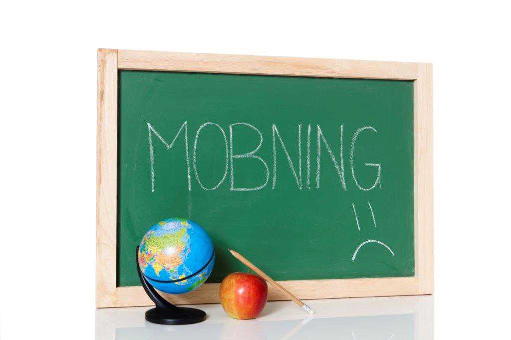 Tavle med teksten mobning