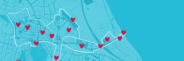 Blåt bykort med røde hjerter for de projekter i En samlet by