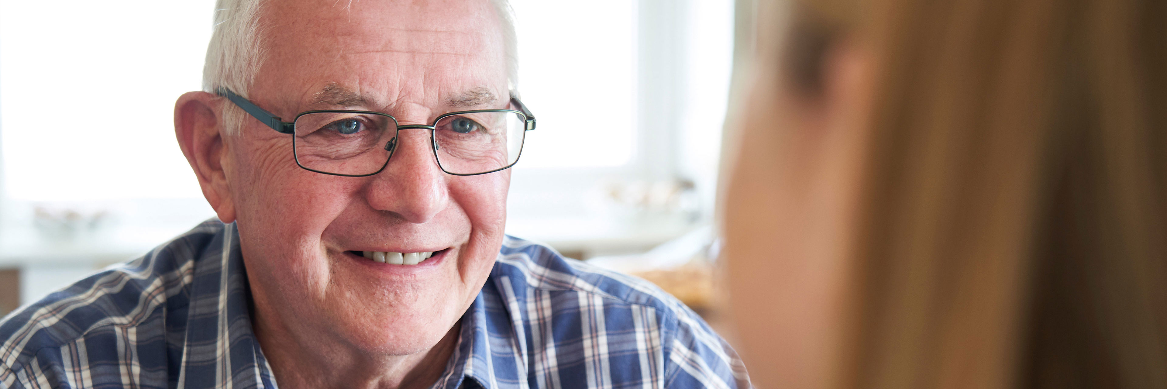 Forebyggende hjemmebesøg af en ældre herre