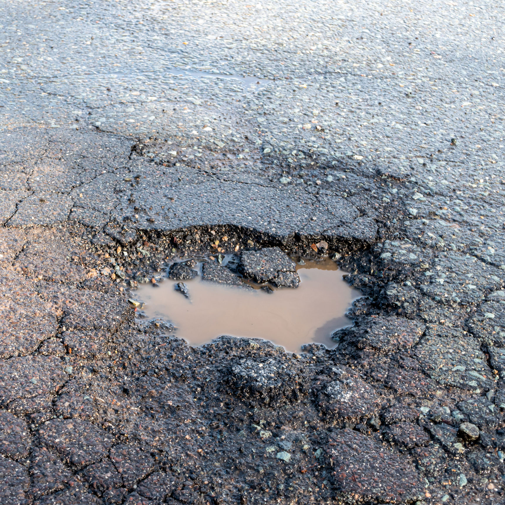 Hul i asfalt